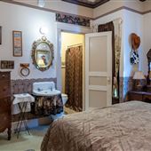 Armour's Hotel