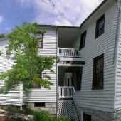 Netherland Inn