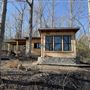 Beautiful Ridge top Cabin and 20+ Acres of Forest Trails