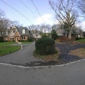 Bellevue Drive South