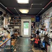 Carpe Diem Vintage Vinyl & Antiques