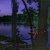Luxurious 5 acre lakefront getaway in the woods