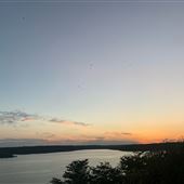 Historic Family Cabin with 270 degree views of Kentucky Lake