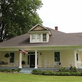 1910 Farmhouse