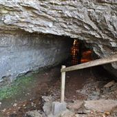 Bell Witch Cave