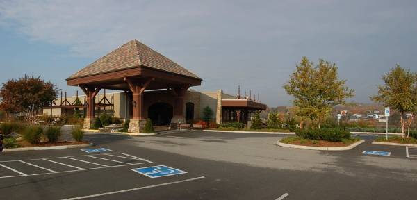Lakeside Tavern