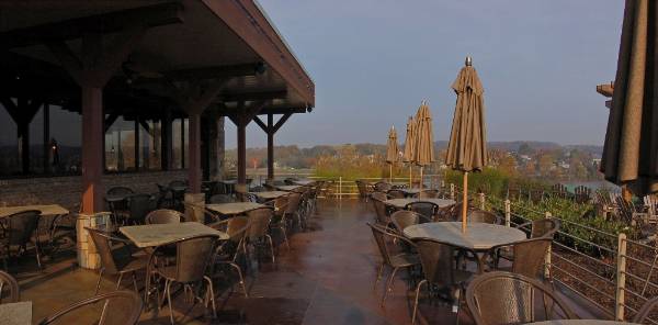 Lakeside Tavern