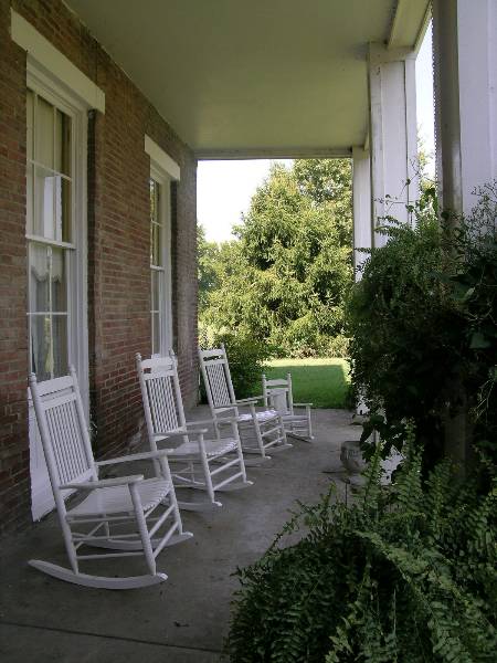 Smith-Trahern Mansion & Riverside Cemetary